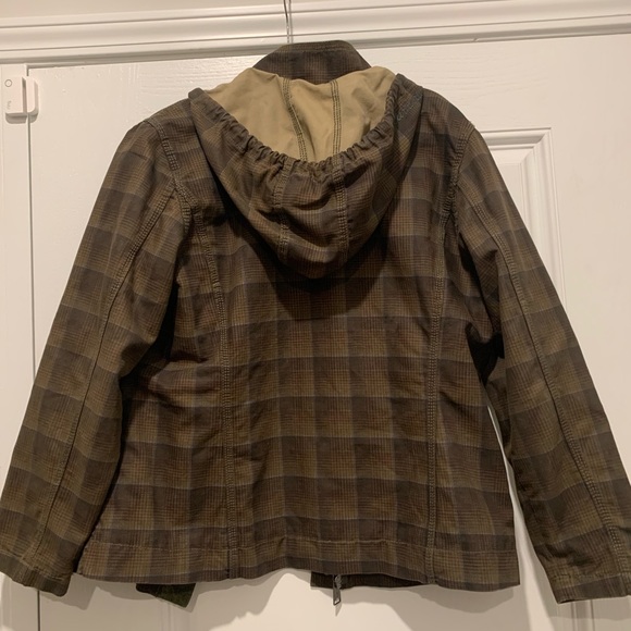 Womens green hooded carhartt jacket - Picture 5 of 5